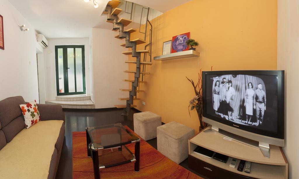 Apartment Welcome Σπλιτ Εξωτερικό φωτογραφία