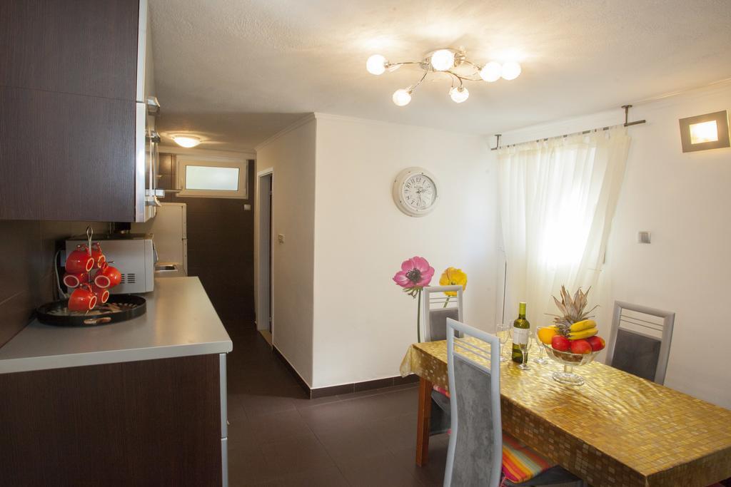 Apartment Welcome Σπλιτ Εξωτερικό φωτογραφία